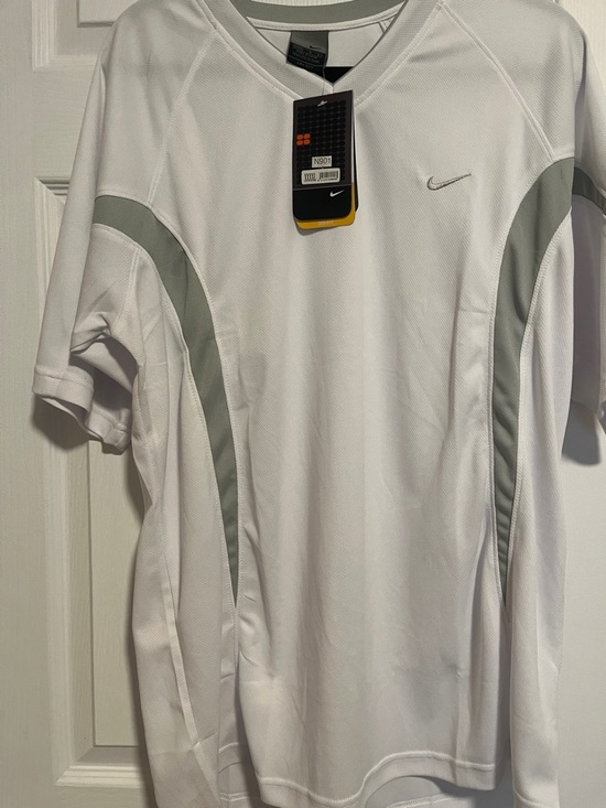 Nike Other - Nike White Short-Sleeve Athletic V-Neck Shirt with Gray Panels. Size XXXXL